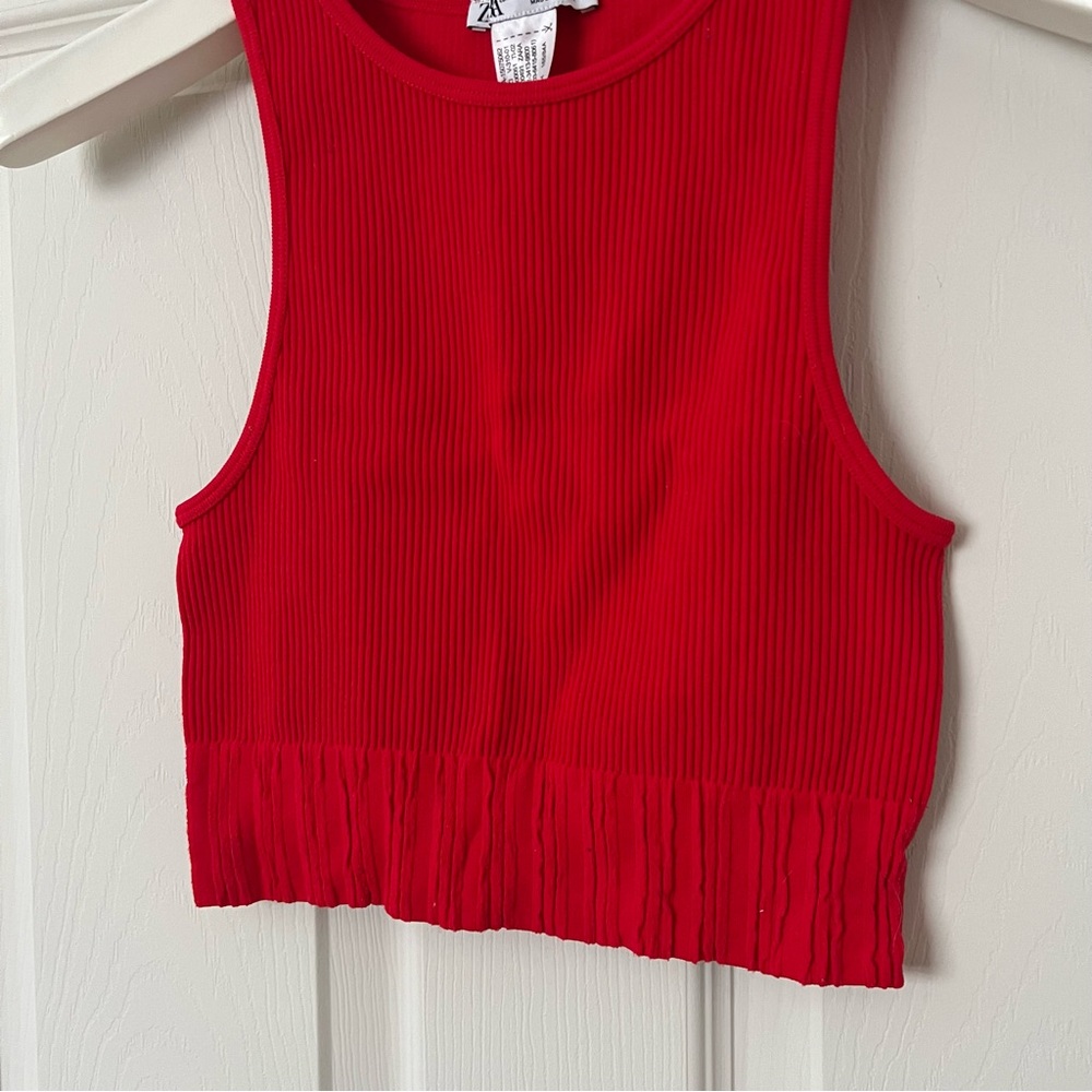 Zara Red Ribbed Cropped Tank - Picture 3 of 8